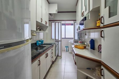 Apartamento para alugar com 125m², 2 quartos e 2 vagas Apartamento para alugar com 125m², 2 quartos e 2 vagascozinha