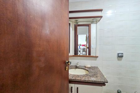 Apartamento para alugar com 125m², 2 quartos e 2 vagas Apartamento para alugar com 125m², 2 quartos e 2 vagasBanheiro