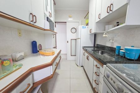 Apartamento para alugar com 125m², 2 quartos e 2 vagas Apartamento para alugar com 125m², 2 quartos e 2 vagascozinha
