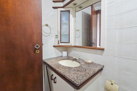 Apartamento para alugar com 125m², 2 quartos e 2 vagas Apartamento para alugar com 125m², 2 quartos e 2 vagasBanheiro
