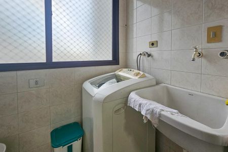 Apartamento para alugar com 125m², 2 quartos e 2 vagas Apartamento para alugar com 125m², 2 quartos e 2 vagasÁrea de serviço