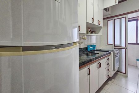 Apartamento para alugar com 125m², 2 quartos e 2 vagas Apartamento para alugar com 125m², 2 quartos e 2 vagascozinha