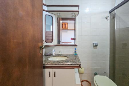 Apartamento para alugar com 125m², 2 quartos e 2 vagas Apartamento para alugar com 125m², 2 quartos e 2 vagasBanheiro da suíte