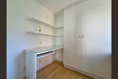 Apartamento à venda com 90m², 2 quartos e 1 vagaEscritório