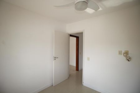 Quarto 1 de apartamento para alugar com 1 quarto, 55m² em Jardim do Salso, Porto Alegre