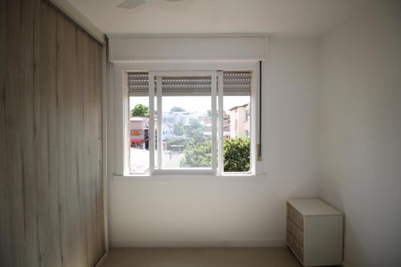 Quarto 1 de apartamento para alugar com 1 quarto, 55m² em Jardim do Salso, Porto Alegre