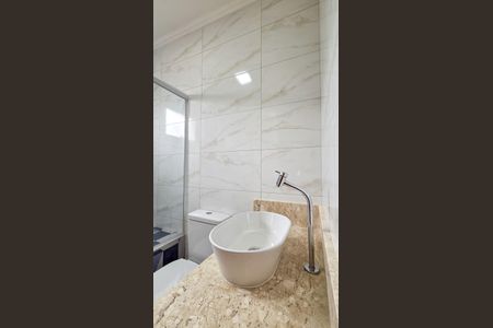 Casa à venda com 150m², 3 quartos e 2 vagasBanheiro 2