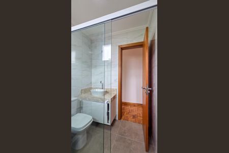 Casa à venda com 150m², 3 quartos e 2 vagasBanheiro 2