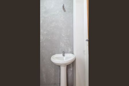 Casa à venda com 150m², 3 quartos e 2 vagasBanheiro 1