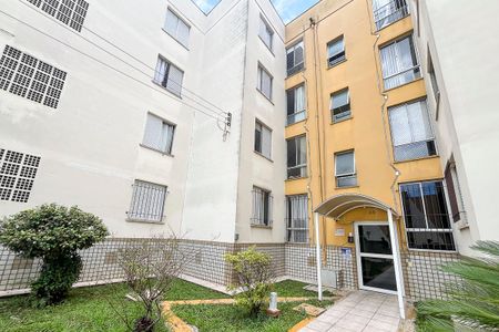 Apartamento à venda com 56m², 2 quartos e 1 vagaFachada + plaquinha