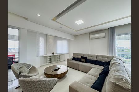 Apartamento para alugar com 360m², 4 quartos e 4 vagas Apartamento para alugar com 360m², 4 quartos e 4 vagasFoto 02