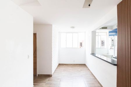 Sala de apartamento para alugar com 2 quartos, 55m² em Campo Grande, Rio de Janeiro