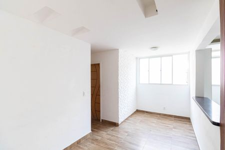Sala de apartamento para alugar com 2 quartos, 55m² em Campo Grande, Rio de Janeiro