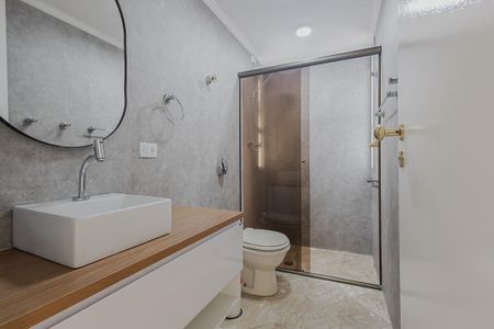 Apartamento à venda com 70m², 2 quartos e 1 vaga Apartamento à venda com 70m², 2 quartos e 1 vagaBanheiro