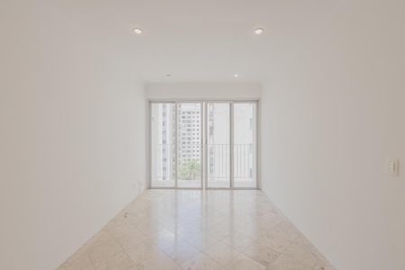 Sala de apartamento à venda com 2 quartos, 70m² em Vila Madalena, São Paulo