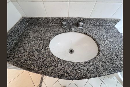 Apartamento para alugar com 180m², 3 quartos e 2 vagas Apartamento para alugar com 180m², 3 quartos e 2 vagasSuíte 3 - Banheiro