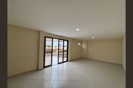 Sala de apartamento para alugar com 3 quartos, 180m² em Recreio dos Bandeirantes, Rio de Janeiro