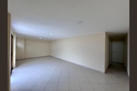 Sala de apartamento para alugar com 3 quartos, 180m² em Recreio dos Bandeirantes, Rio de Janeiro