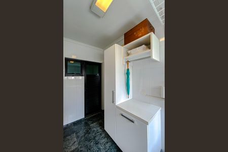 Apartamento à venda com 159m², 3 quartos e 2 vagasÁrea de Serviço