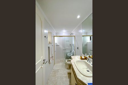 Apartamento à venda com 159m², 3 quartos e 2 vagasBanheiro