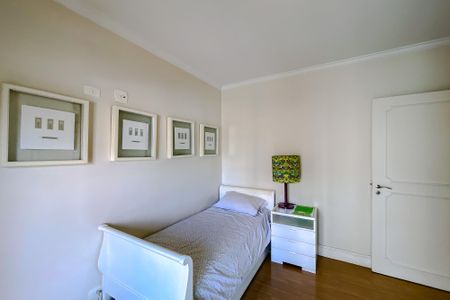 Apartamento à venda com 159m², 3 quartos e 2 vagasQuarto 3 