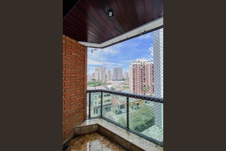 Apartamento à venda com 159m², 3 quartos e 2 vagasVaranda da Quarto 3