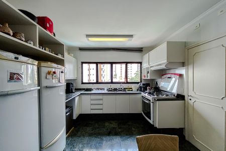 Apartamento à venda com 159m², 3 quartos e 2 vagasCozinha