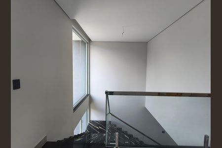 Casa à venda com 3 quartos, 365m² em Parque dos Passaros, São Bernardo do Campo