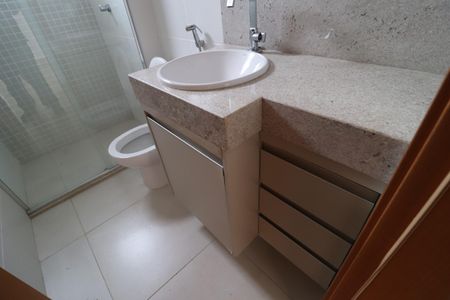 Apartamento para alugar com 78m², 2 quartos e 2 vagasBanheiro Social