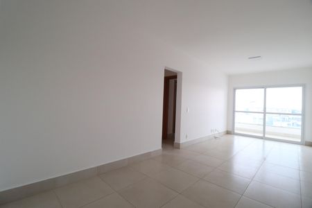 Sala de apartamento para alugar com 2 quartos, 78m² em Martins, Uberlândia