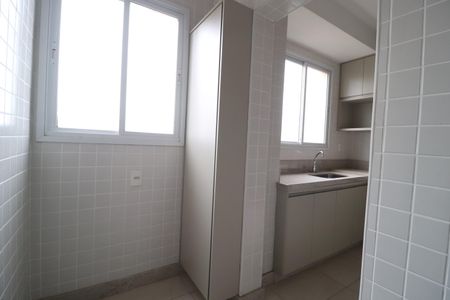 Apartamento para alugar com 78m², 2 quartos e 2 vagasÁrea de Serviço