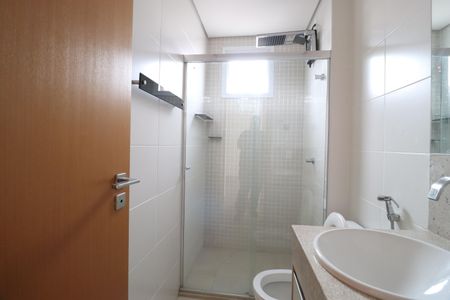Apartamento para alugar com 78m², 2 quartos e 2 vagasBanheiro Social
