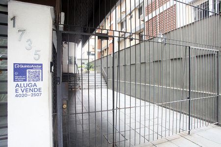 Studio à venda com 30m², 1 quarto e 1 vagaPlaquinha