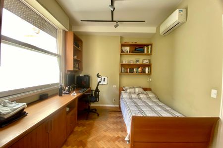 Apartamento para alugar com 227m², 3 quartos e 1 vagaQuarto 2
