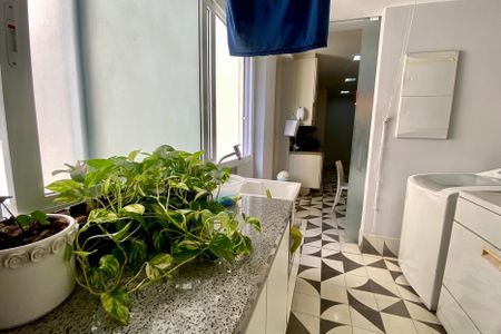 Apartamento para alugar com 227m², 3 quartos e 1 vagaÁrea de Serviço