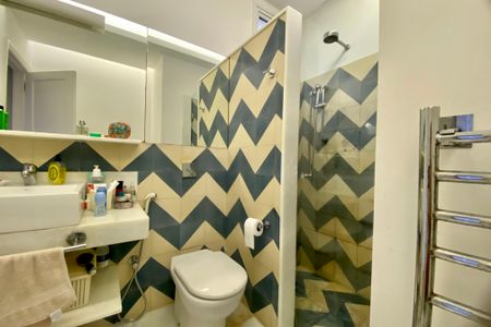 Apartamento para alugar com 227m², 3 quartos e 1 vagaBanheiro da suíte 