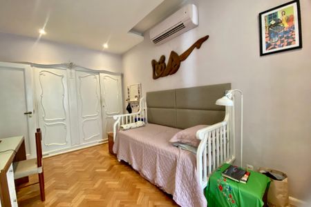 Apartamento para alugar com 227m², 3 quartos e 1 vagaQuarto 1