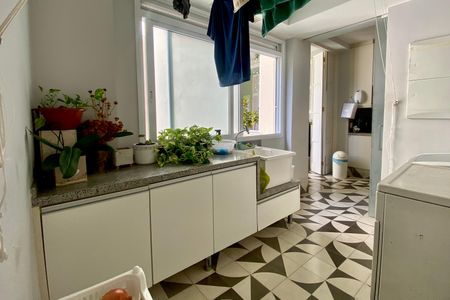 Apartamento para alugar com 227m², 3 quartos e 1 vagaÁrea de Serviço