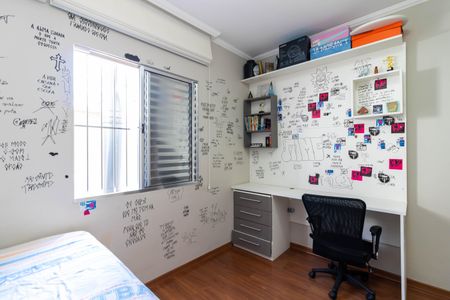 Casa à venda com 103m², 3 quartos e 2 vagasQuarto 3