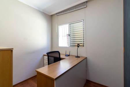 Casa à venda com 103m², 3 quartos e 2 vagasQuarto 2