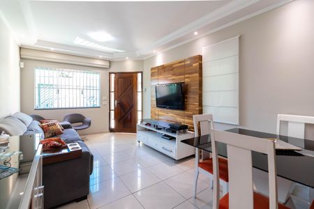 Casa à venda com 103m², 3 quartos e 2 vagasSala