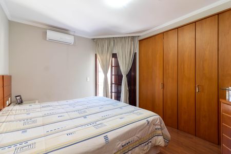 Casa à venda com 103m², 3 quartos e 2 vagasSuíte