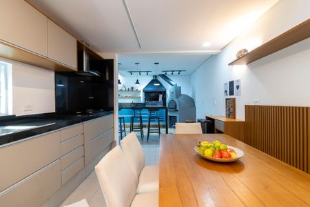 Casa à venda com 103m², 3 quartos e 2 vagasCozinha