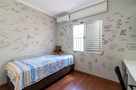 Casa à venda com 103m², 3 quartos e 2 vagasQuarto 3