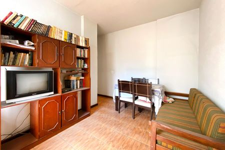 Sala de apartamento à venda com 2 quartos, 45m² em Nova Cachoeirinha, Belo Horizonte