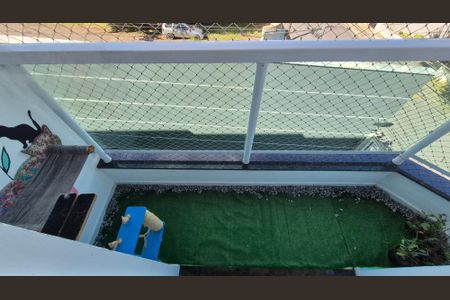 Casa de condomínio à venda com 130m², 2 quartos e 2 vagasSuíte