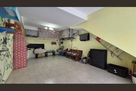 Casa de condomínio à venda com 130m², 2 quartos e 2 vagasGaragem