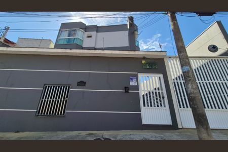 Casa de condomínio à venda com 130m², 2 quartos e 2 vagasFachada