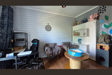 Casa de condomínio à venda com 130m², 2 quartos e 2 vagasSuíte