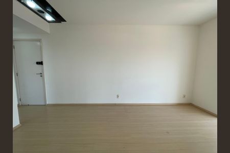 Sala de apartamento para alugar com 2 quartos, 78m² em Vila Sonia, São Paulo